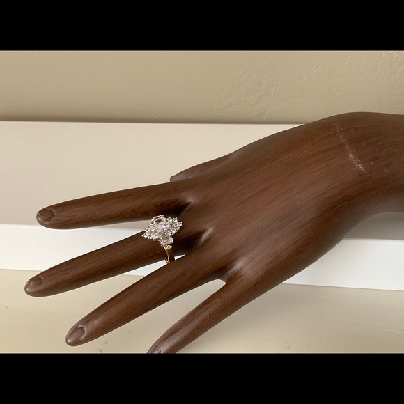 Vintage Victorian styled Ring - Picture 5 of 9